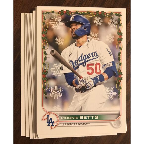 2022 Topps Holiday #HW176 Mookie Betts Los Angeles Dodgers 10 Card Lot - Picture 1 of 2